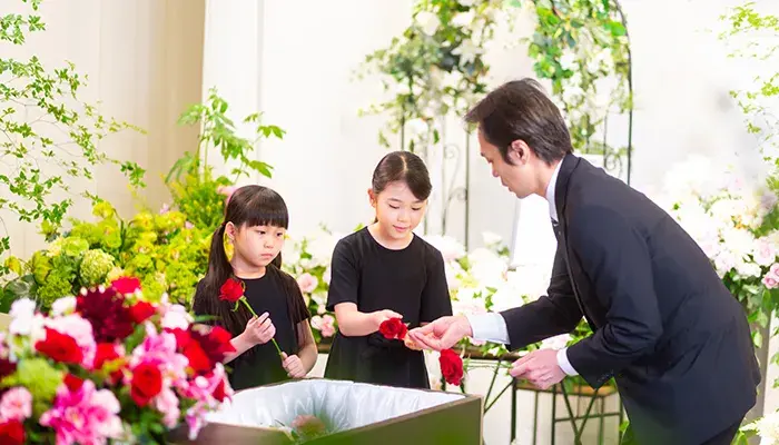 その人らしさが花ひらく、世界に一つのオーダーメイド祭壇