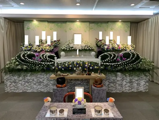 蓮根レインボーホールで葬儀を行なった写真