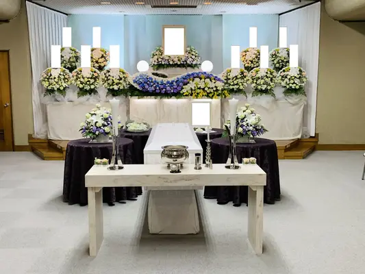 舟渡斎場で葬儀を行なった写真