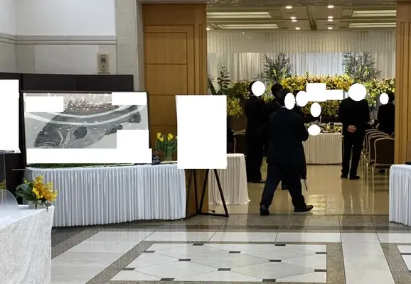 フラワリングセレモニー 青山営業所で葬儀を行なった写真