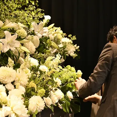 万全のサポート体制で祭壇を管理