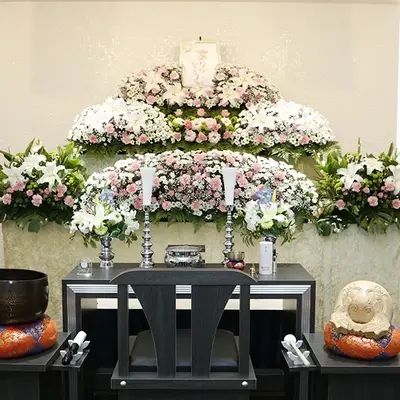 小さなお葬式 港南台ホールで葬儀を行なった写真