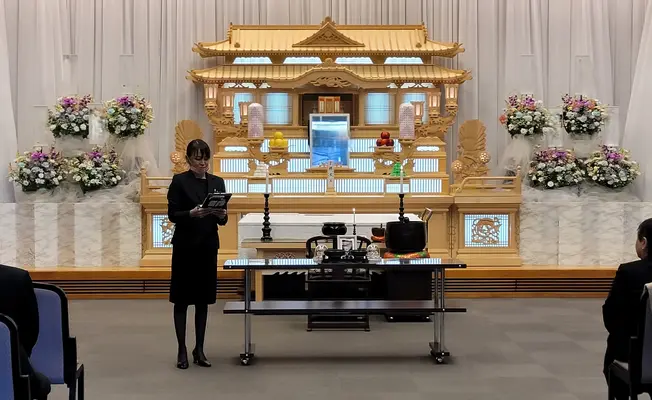 小さなお別れ会で葬儀を行なった写真