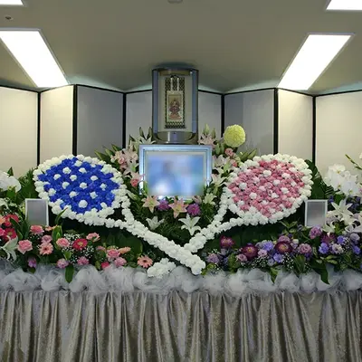 エンドナビセレモニーで葬儀を行なった写真