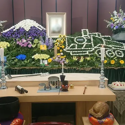 エンドナビセレモニーで葬儀を行なった写真