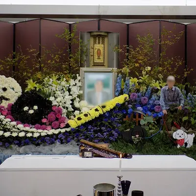 エンドナビセレモニーで葬儀を行なった写真