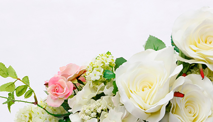 故人らしいオリジナル花祭壇