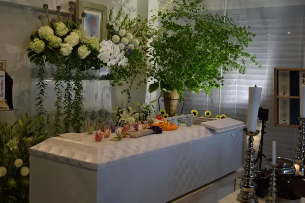 株式会社東京自宅葬儀社 燈(ともる)で葬儀を行なった写真