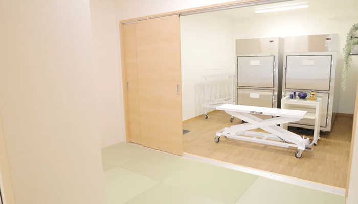 面会できる安置室を完備