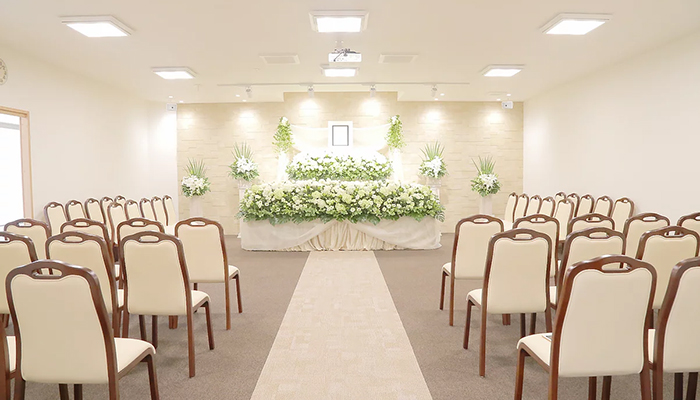 自社式場「コミュニティホールくぬぎだ」