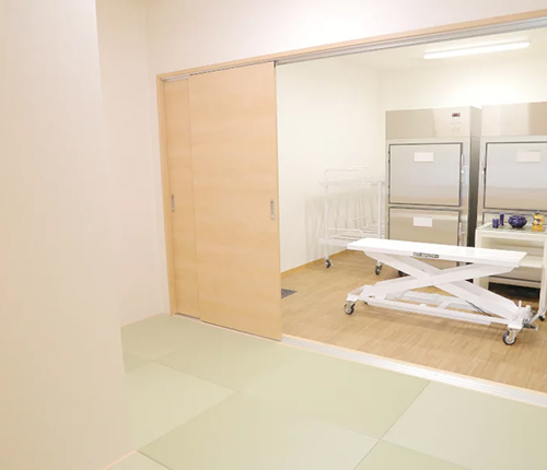 面会できる安置室を完備