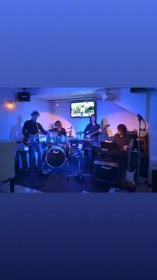 明るいお見送りを