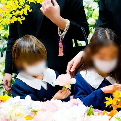 花で彩るお葬式「とむらび」で葬儀を行なった写真