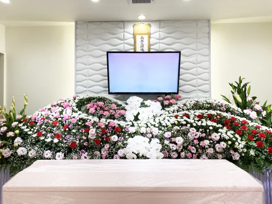 エンセレモニーで葬儀を行なった写真