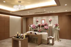 予算に合わせて生花祭壇を選ぶ　オーダーメイド【家族葬】