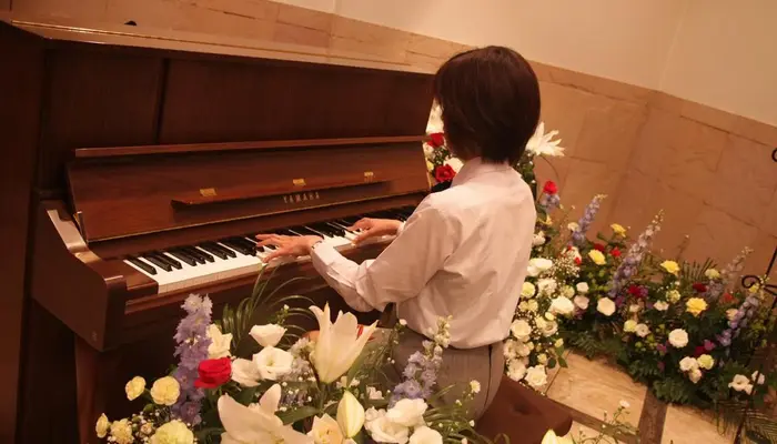 ご遺族と一緒に送る無宗教葬も定評です