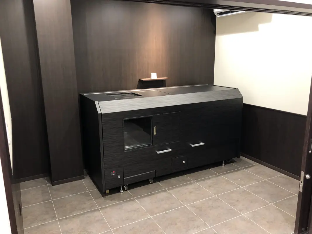 面会可能な、控室～安置室を完備