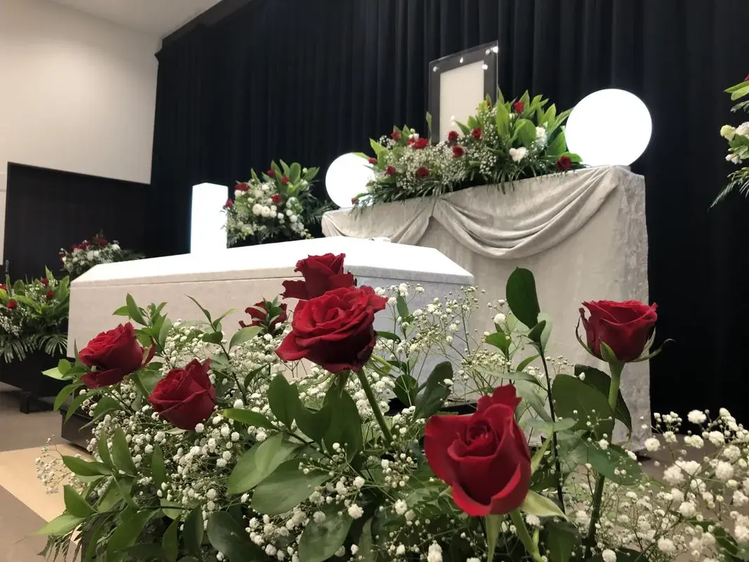 お葬儀は、一日一件。落ち着いたオシャレな空間で、最期のお時間をゆっくりとお過ごしいただけます。