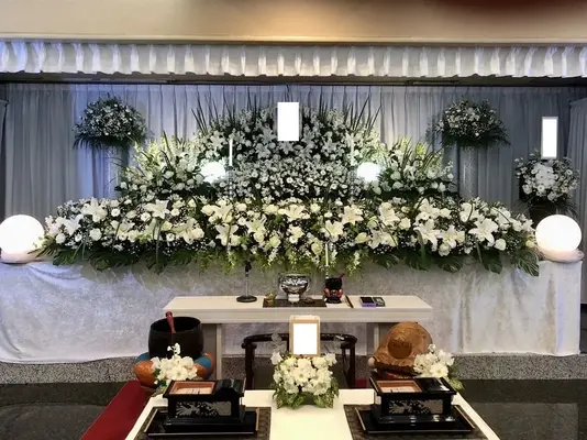 西寺尾会堂(西寺尾火葬場)で葬儀を行なった写真