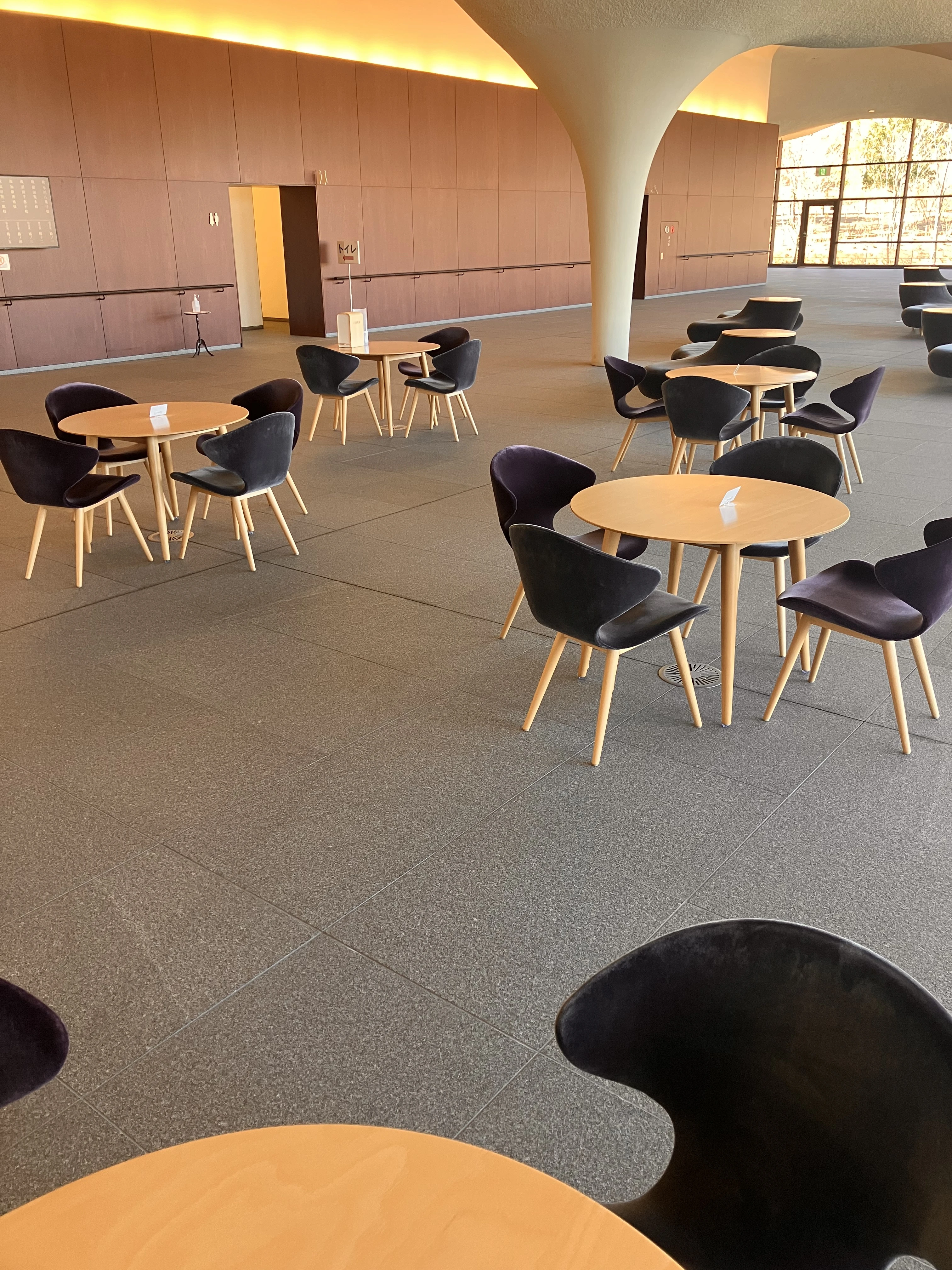 葬儀のともしび