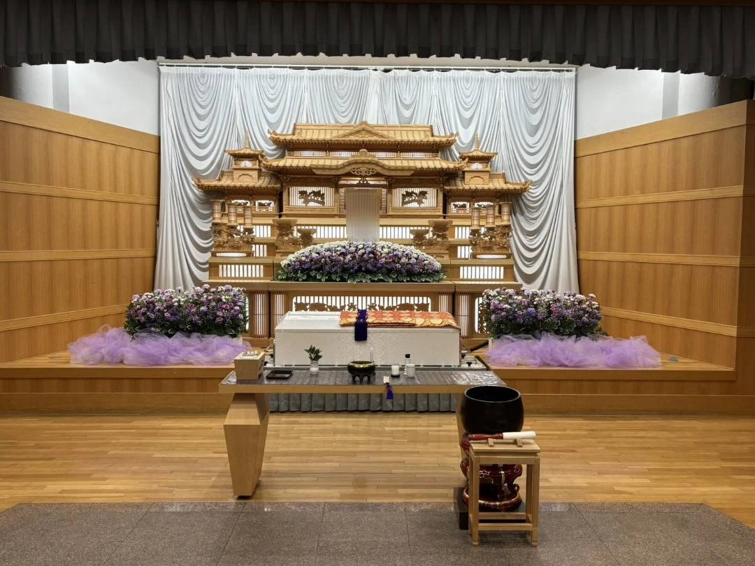 株式会社華の誠（箕面営業所）