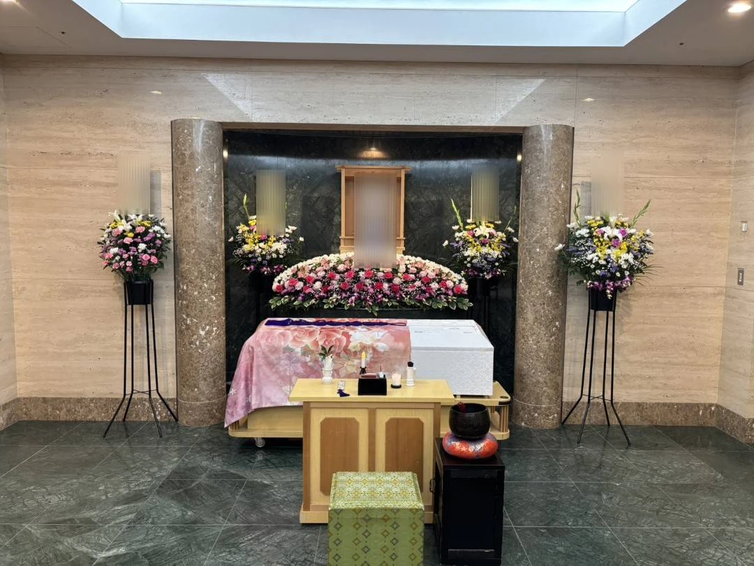 株式会社華の誠(箕面営業所)