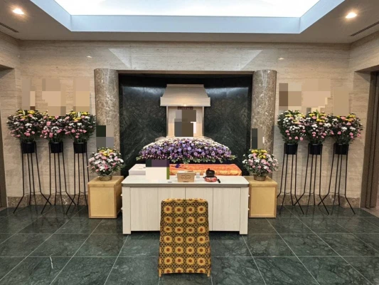 株式会社華の誠(箕面営業所)