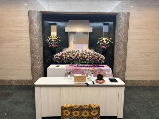 株式会社華の誠（箕面営業所）