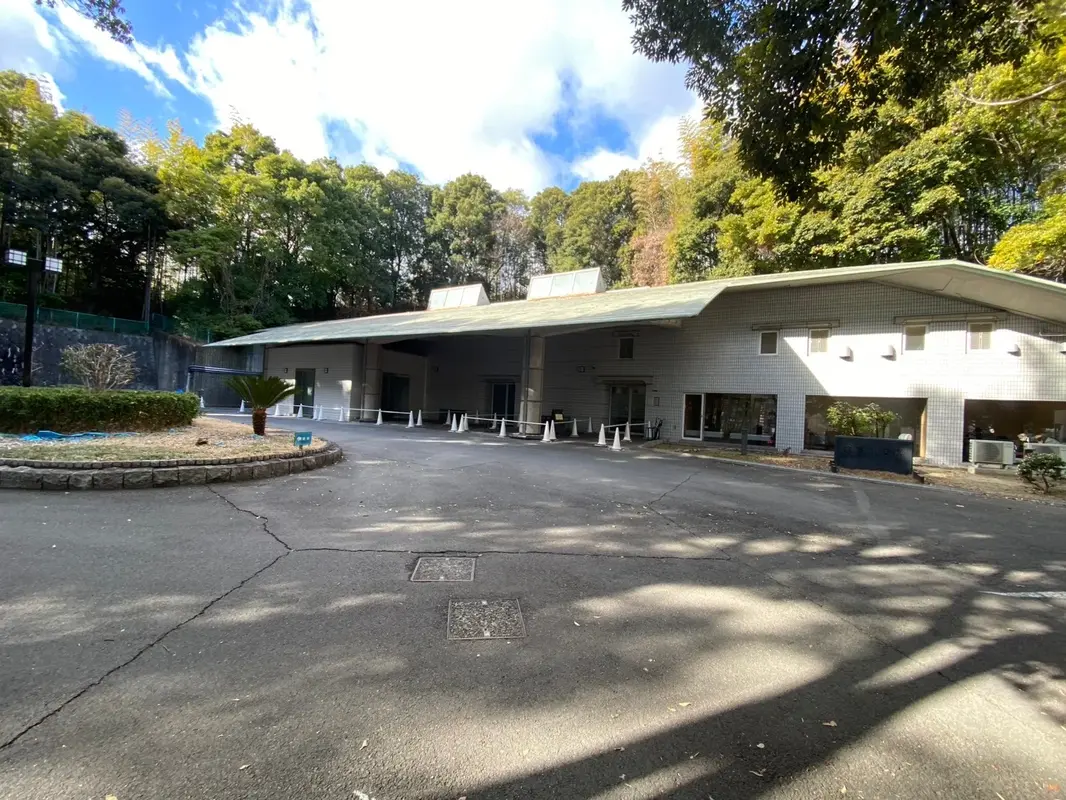 寝屋川市民葬儀指定業者　寝屋川斎場でのご葬儀が可能