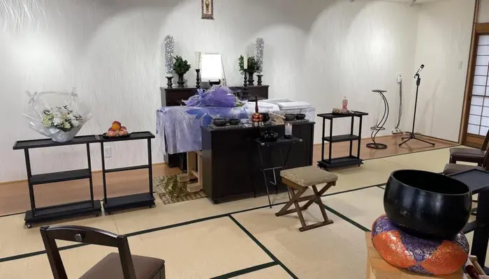 華園葬儀社逢恩堂（家族葬ホール華園）で葬儀を行なった写真