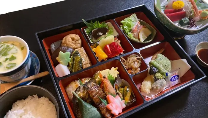 華園葬儀社逢恩堂(家族葬ホール華園)で葬儀を行なった写真