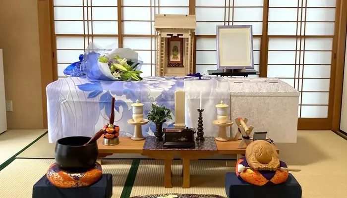 華園葬儀社逢恩堂(家族葬ホール華園)で葬儀を行なった写真