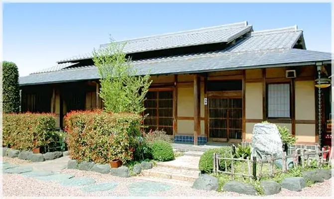青山会館／株式会社花友