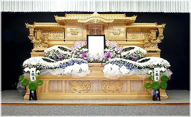 株式会社花友（嵐山ホール）で葬儀を行なった写真