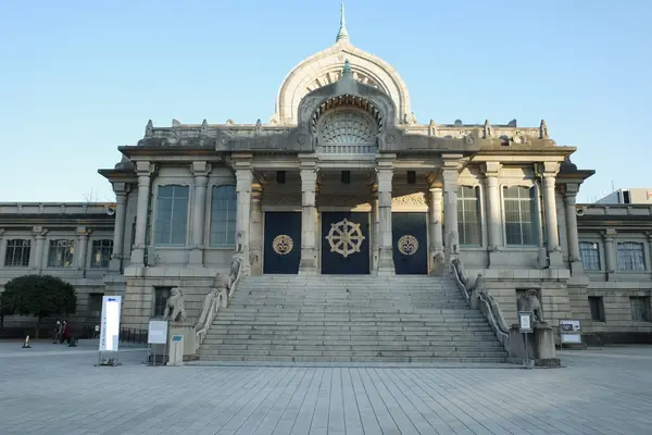 築地本願寺 別院で葬儀を行なった写真