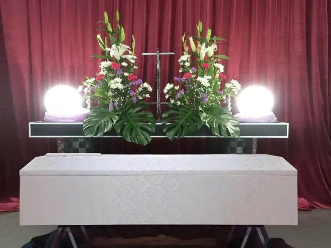 祭壇付き火葬式