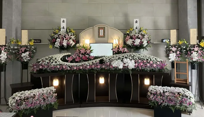 小さなお葬式 フラワータウンホールで葬儀を行なった写真