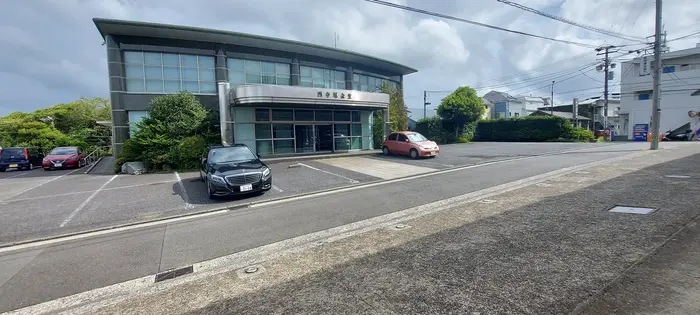 西寺尾会堂(西寺尾火葬場)で葬儀を行なった写真