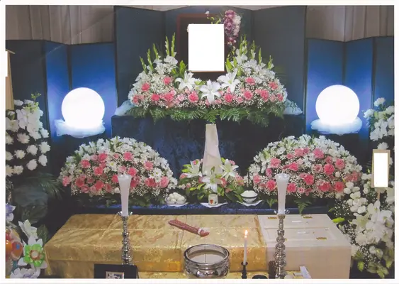 多門メモリアル（中原事務所）で葬儀を行なった写真