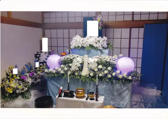 多門メモリアル（中原事務所）で葬儀を行なった写真