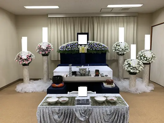 椿中央公民館で葬儀を行なった写真