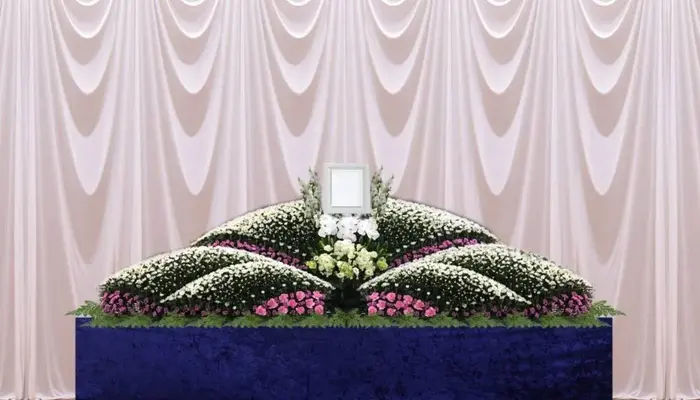 セレモニー真で葬儀を行なった写真