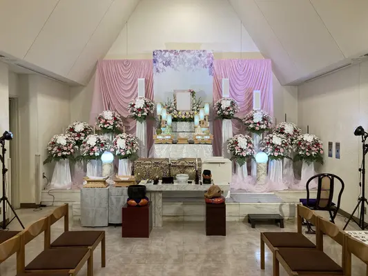 まこと式典(白ゆりホール)で葬儀を行なった写真