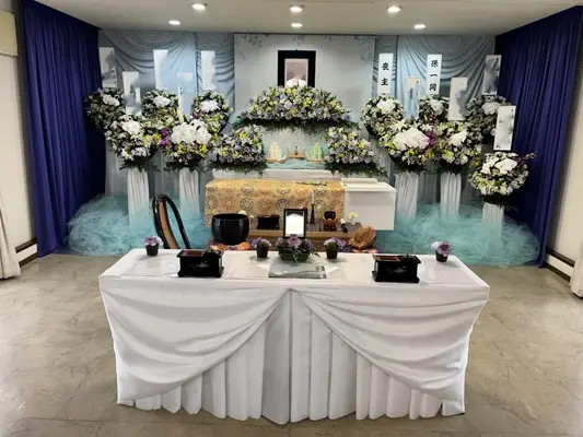 まこと式典(白ゆりホール)で葬儀を行なった写真