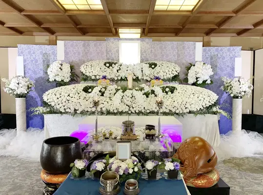 天照院龍海寺　本堂で葬儀を行なった写真