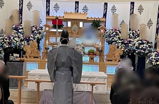 花式典で葬儀を行なった写真