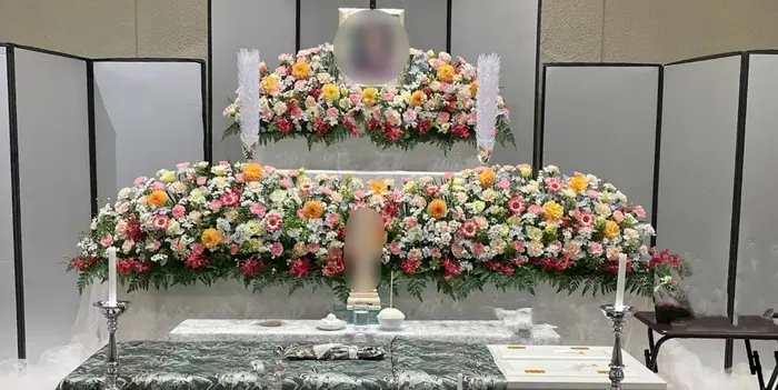 花式典で葬儀を行なった写真
