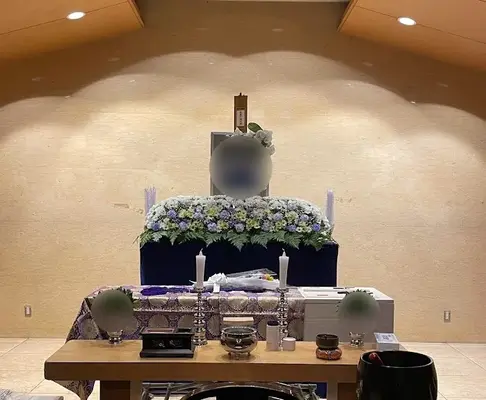 花式典で葬儀を行なった写真