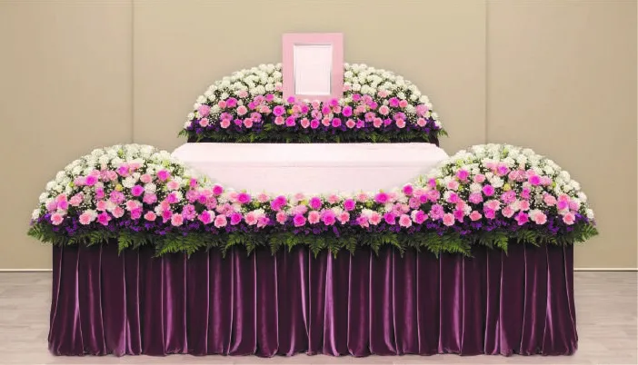 東京博善を熟知した1級葬祭ディレクター資格保有の専門スタッフがお心を込めて対応いたします。
