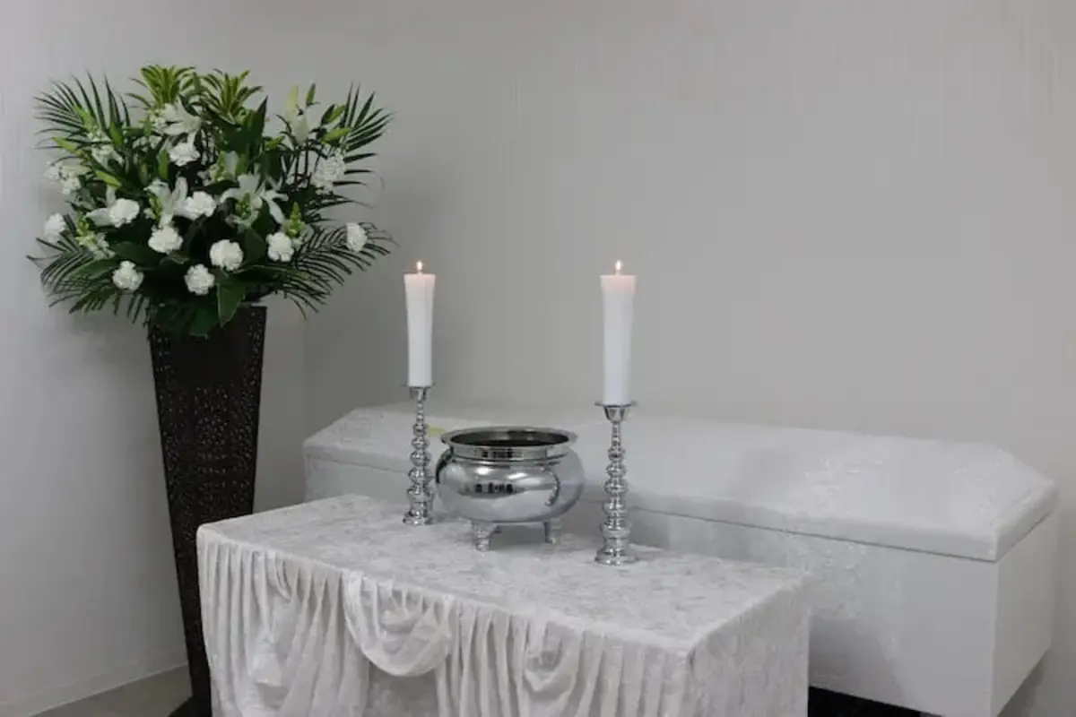 24時間365日対応の霊安室完備